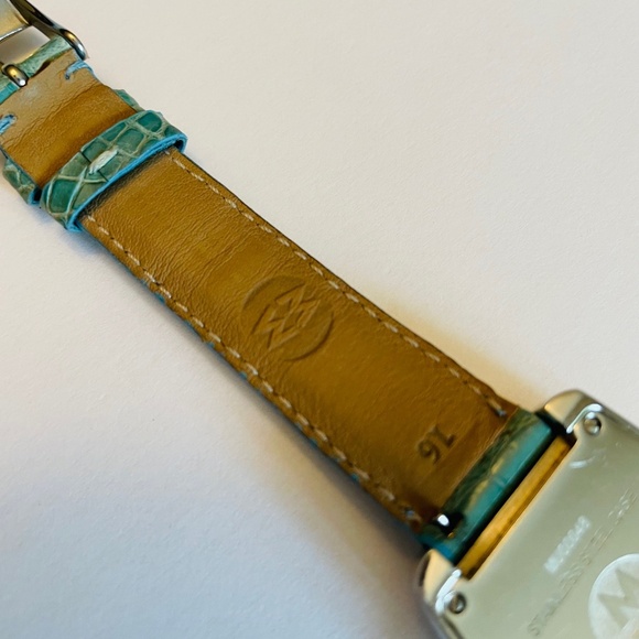 MICHELE Vintage Mini Urban Stainless Steel and Quartz Watch. - Picture 7 of 9